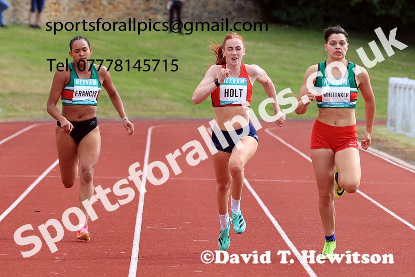 Womens Heptathlon 200 metres, 2024 EAP International Combined events, Hewcham, Northumberland.  Photo: David T. Hewitson/Sports for All Pics